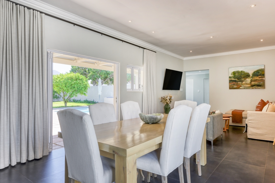 3 Bedroom Property for Sale in Kirstenhof Western Cape